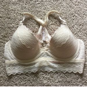 VS Pink Cream Lace Bralette Padded